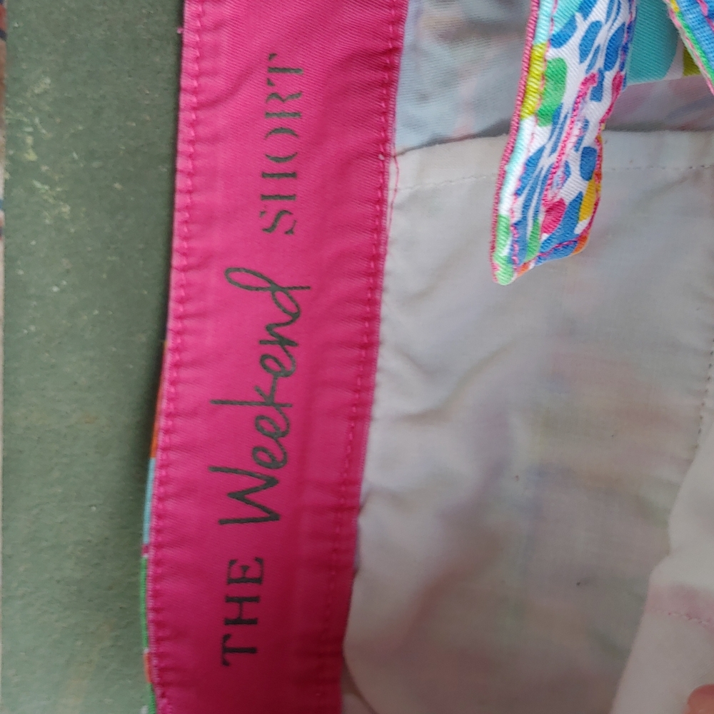Talbots the Weekend short pink floral - Picture 3 of 3